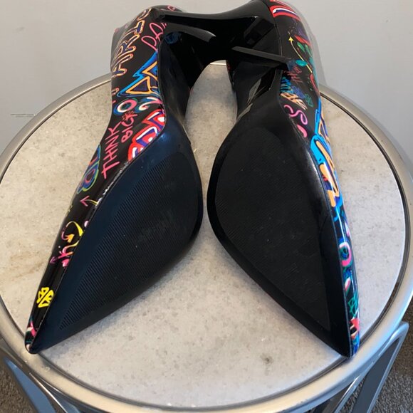 Multicolor Graffiti Style Print Stiletto Pump - Picture 8 of 8